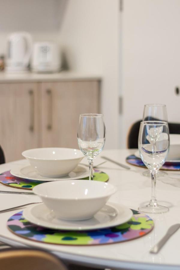 Stylish Home In The Heart Of Christchurch 2 Bed Eksteriør bilde